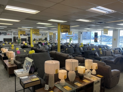 Surplus Furniture and Mattress Warehouse - Magasins de meubles