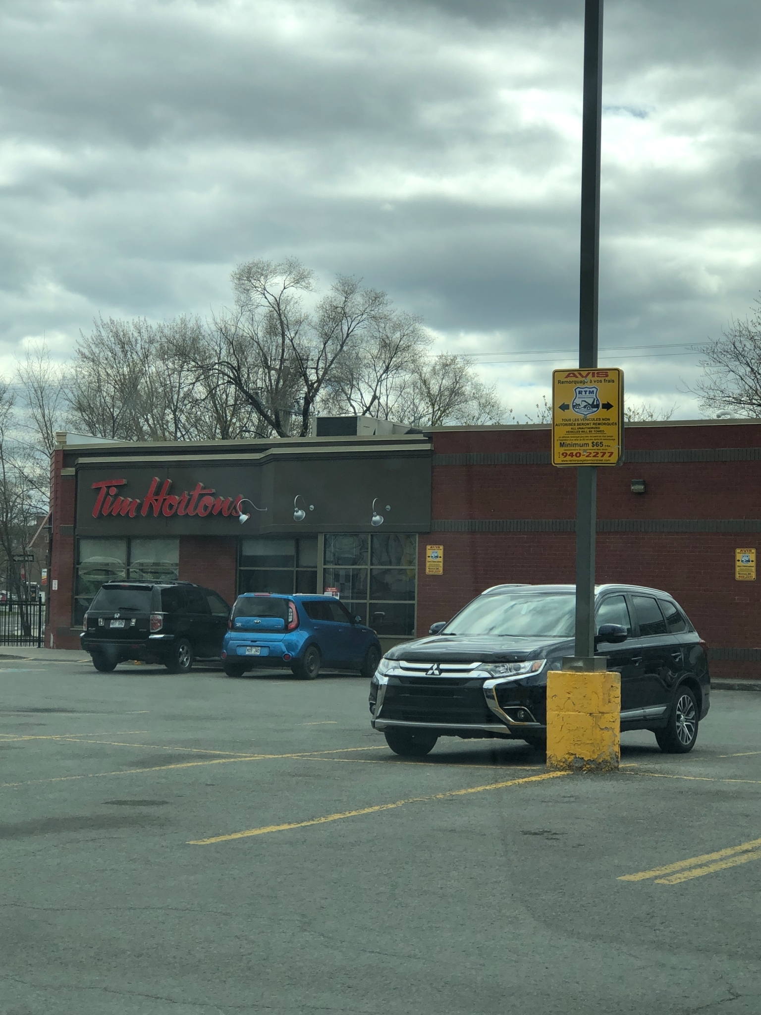 Tim Hortons - Montréal-Nord, QC