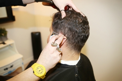 The Pantyhose Barber - Salons de coiffure