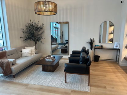 SKN Loft - Beauty & Health Spas