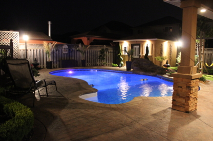 Exterior Pools And Concrete - Béton précontraint