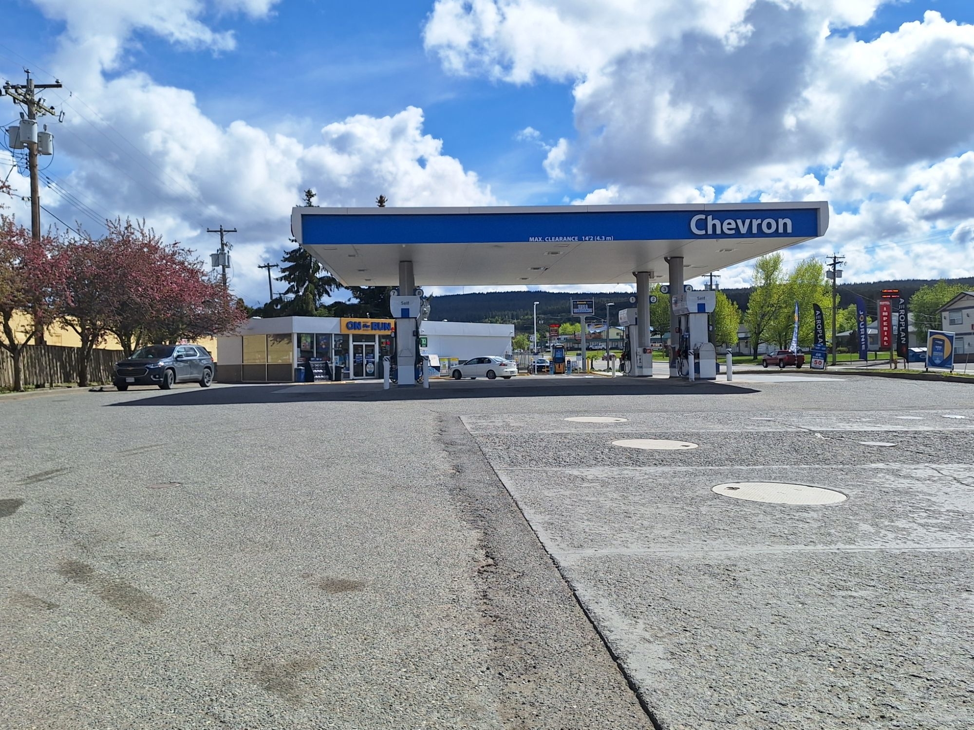 chevron - gas station - Stations-services