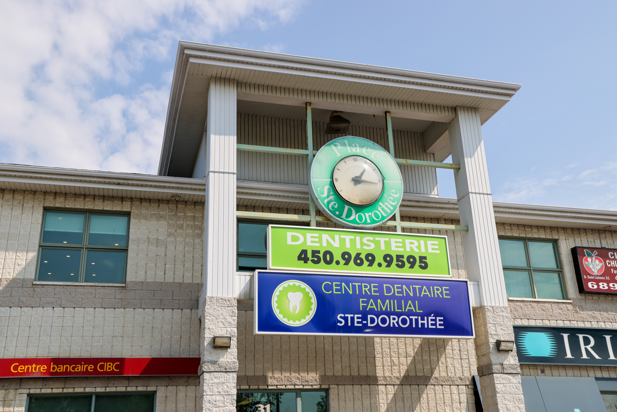 Centre Dentaire Familial Ste-Dorothée - Dentistes