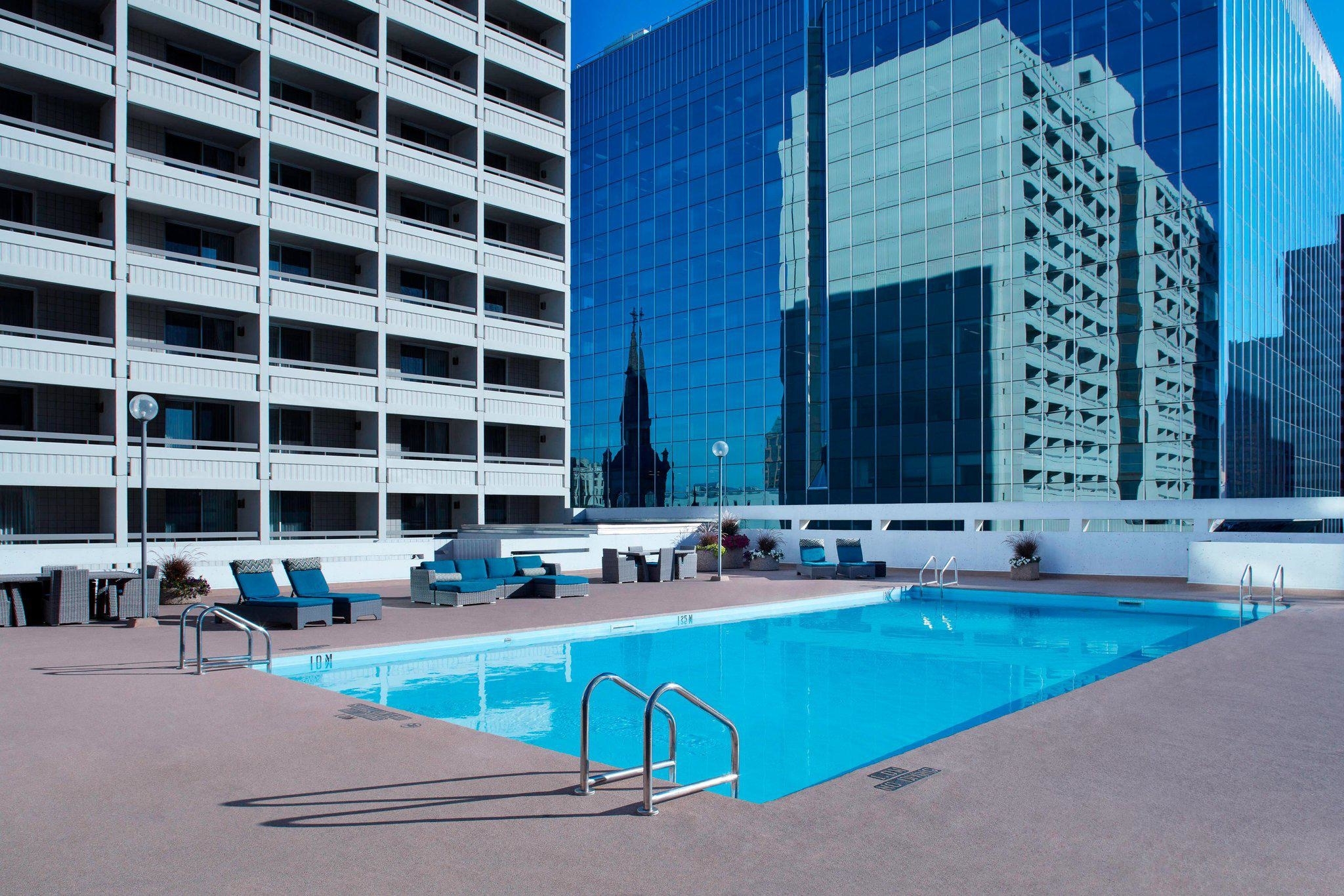 Delta Hotels by Marriott Winnipeg - Hotels