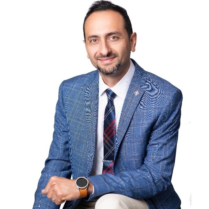 Amir Mousavi - Real Estate Services - ????? ????? - Real Estate Agents & Brokers