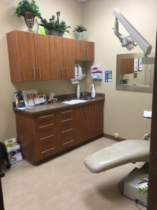 Horizon Denture Center & Implant Solutions Inc - Teeth Whitening Services