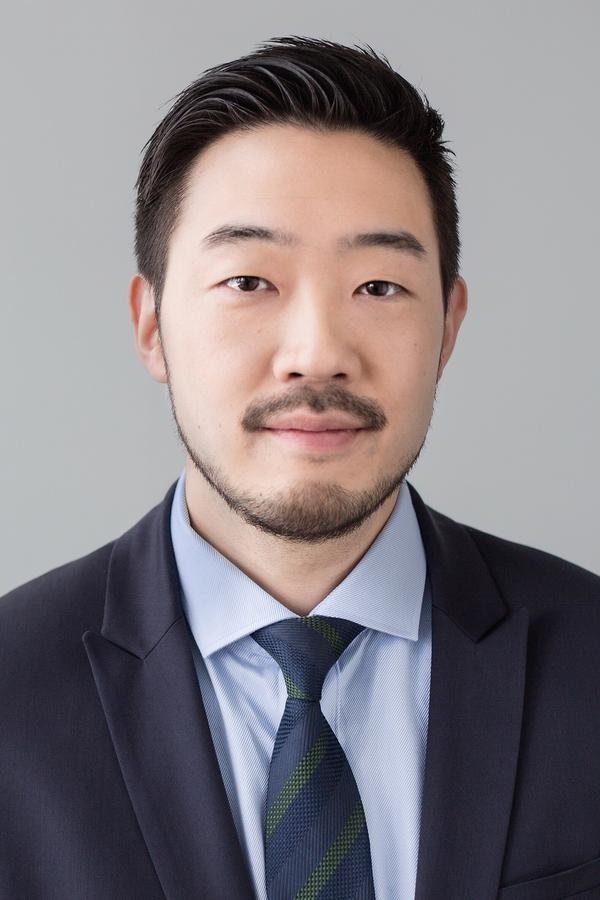 Edward Jones - Financial Advisor: Adam Wang, CFP®|CIWM|CIM®|FCSI®|CEPA® - Conseillers en placements