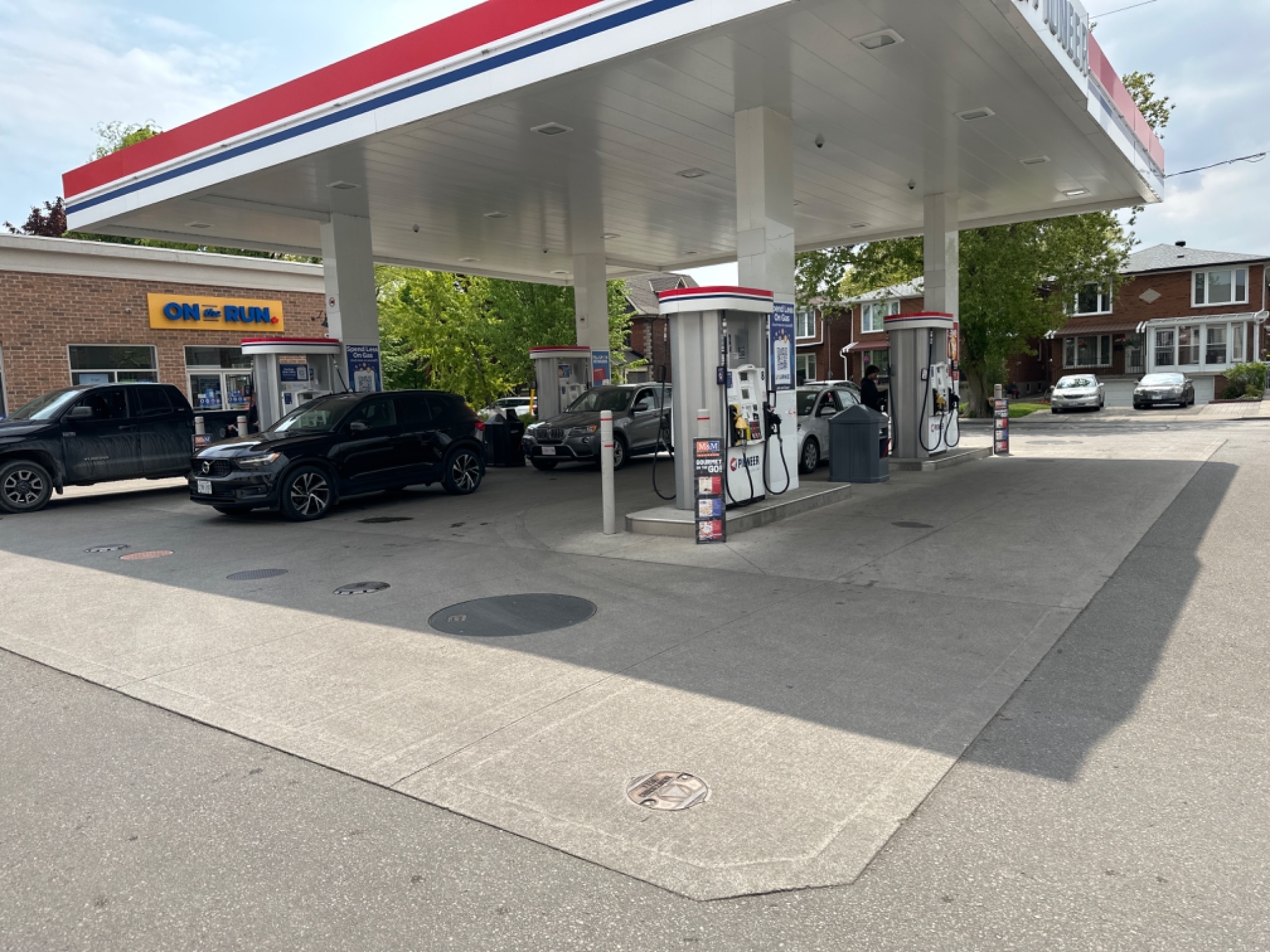 pioneer - gas station - Gas Stations