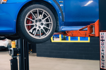 Johnston & Magwood Tires and Auto - Magasins de pneus