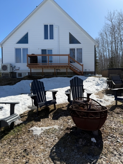 Centre de Massothérapie et Maison Le Monarque Melanie Ducharme
