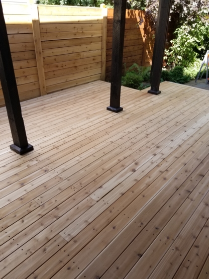 Wood Grain Contracting - Decks