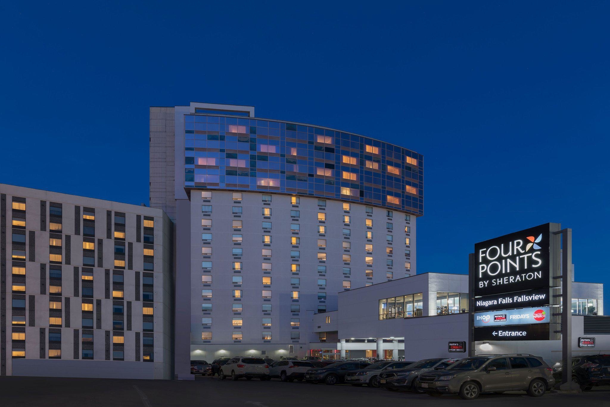 Four Points by Sheraton Niagara Falls Fallsview - Hôtels