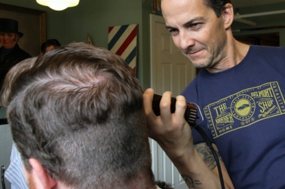The Belmont Barbershop - Barbiers