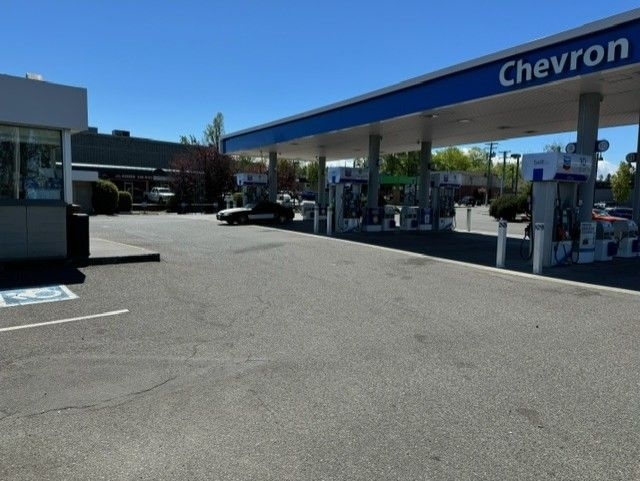 chevron - gas station - Stations-services