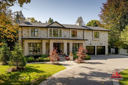 Maple Overhead Garage Doors - Portes de garage