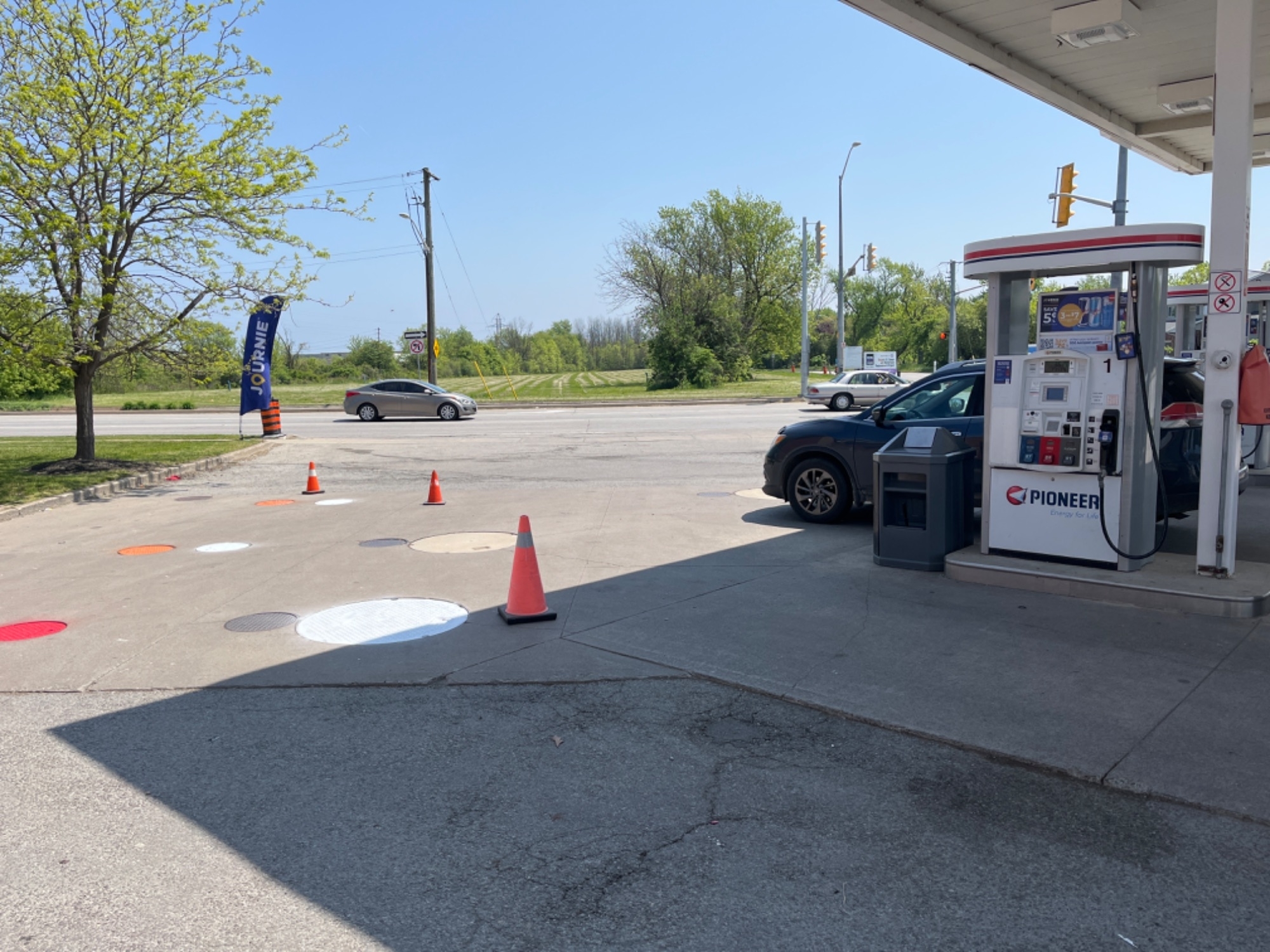 Pioneer - Gas Station - Stations-services