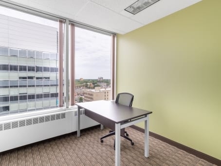 Regus - Regina, Royal Bank Building - Services de location de bureaux