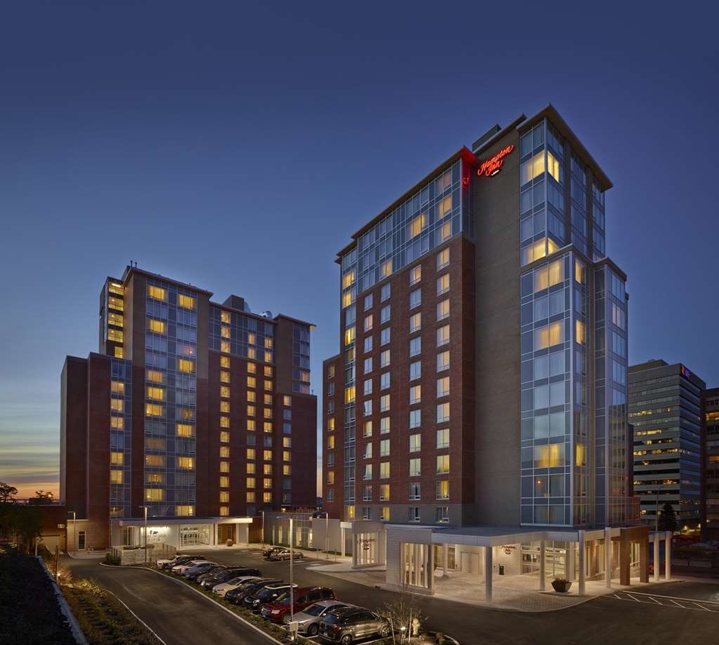 Hampton Inn by Hilton Halifax Downtown - Hotels