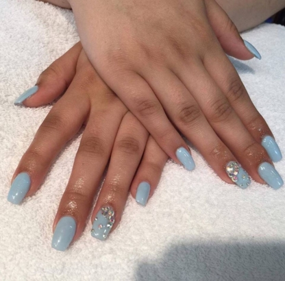 Luxe Nails & Spa Ltd - Ongleries