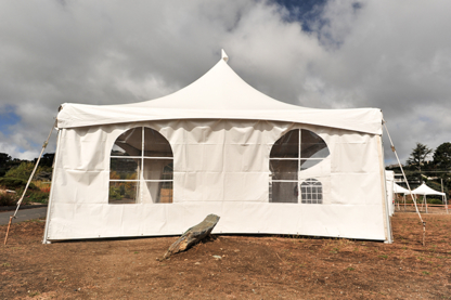 FIESTAville Tent Rentals - Planificateurs d'événements spéciaux