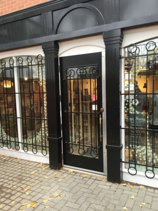 Red Ribbon Gifts Inc - Gift Baskets