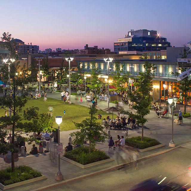 CF Shops at Don Mills - Centres commerciaux