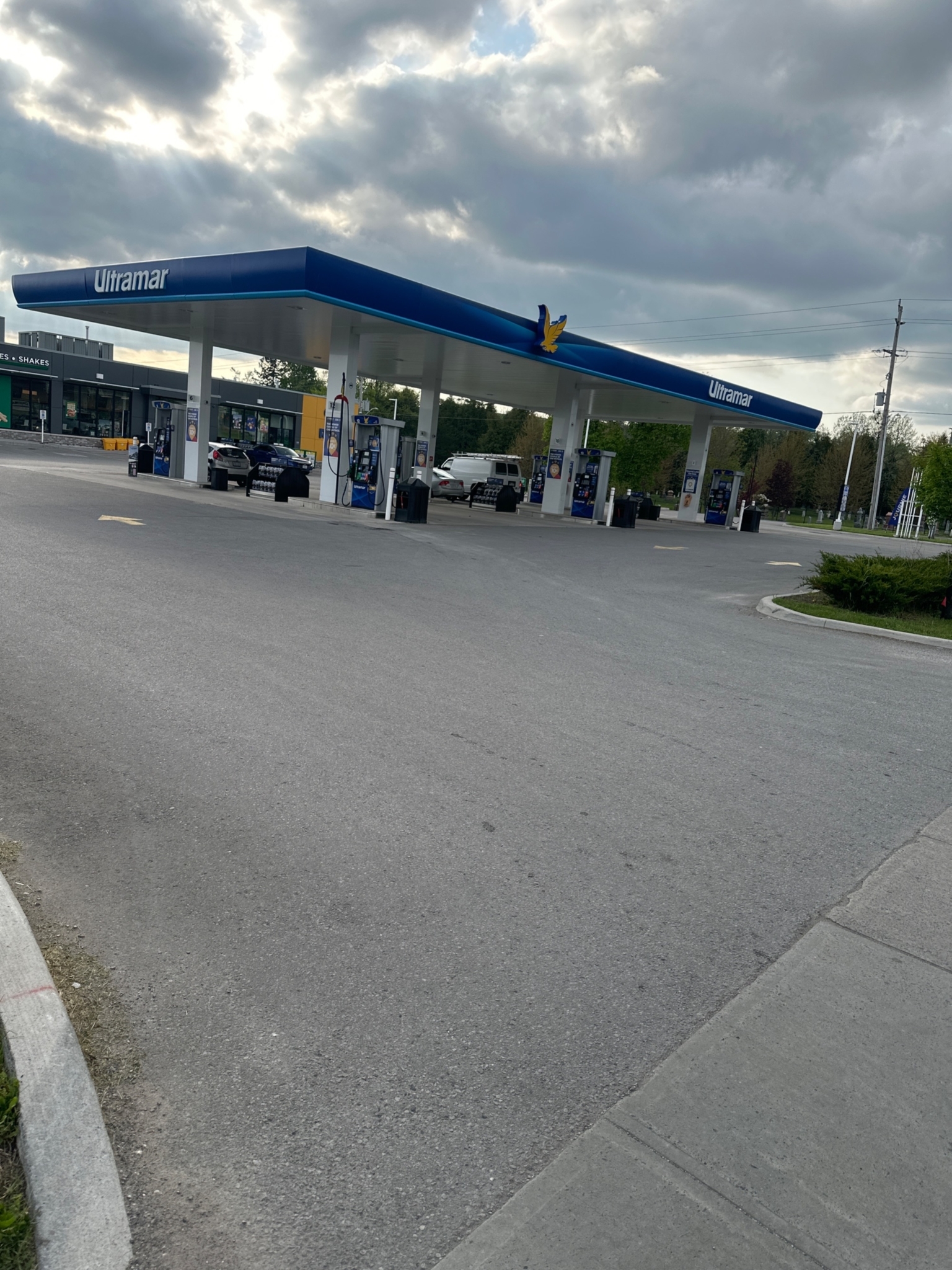 ultramar - gas station - Gas Stations