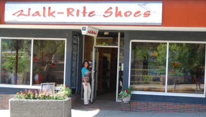 Walk-Rite Shoe Store - Magasins de chaussures