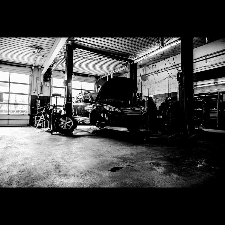 Bumper to Bumper - Whitehorse - Accessoires et pièces d'autos neuves