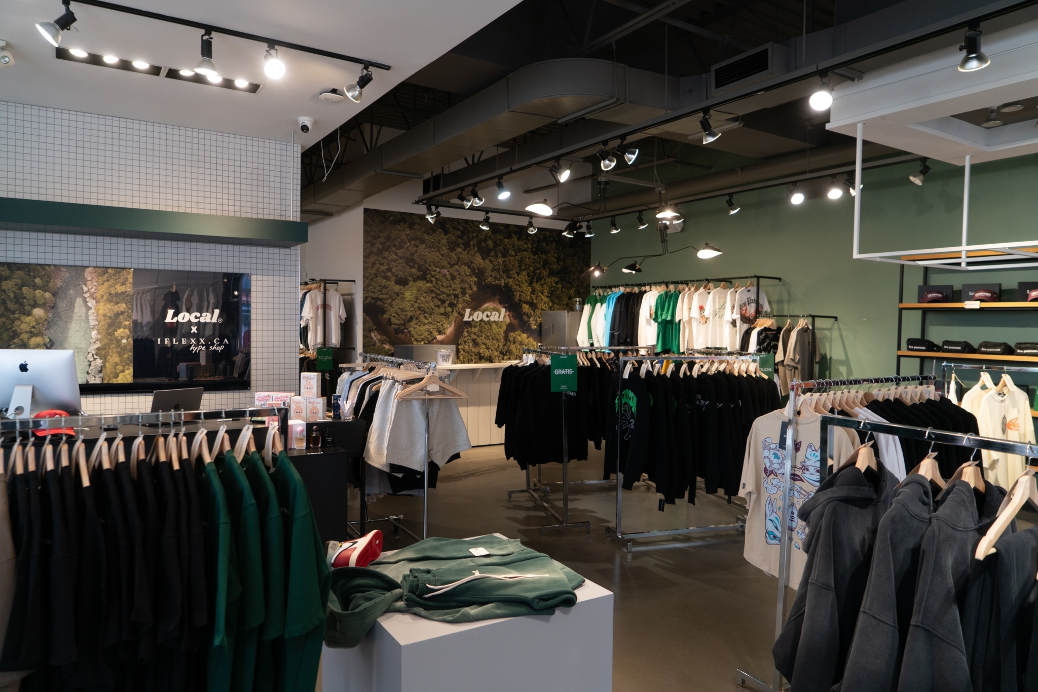 Maison Local - Grossistes et fabricants de vêtements