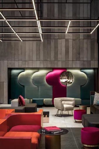 Living Room - Restaurants