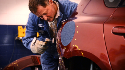 Distinctive Auto Works - Réparation de carrosserie et peinture automobile