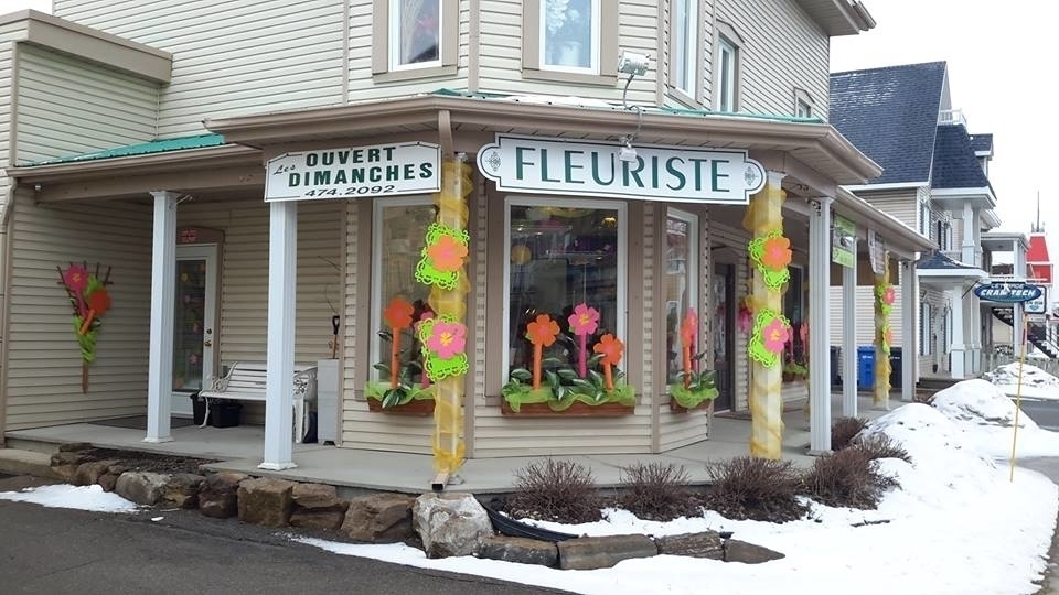 Fleuriste Panier De Fleurs Mascouche - Florists & Flower Shops