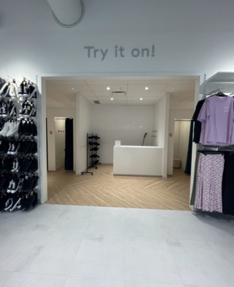 Ardene - Women's Clothing Stores