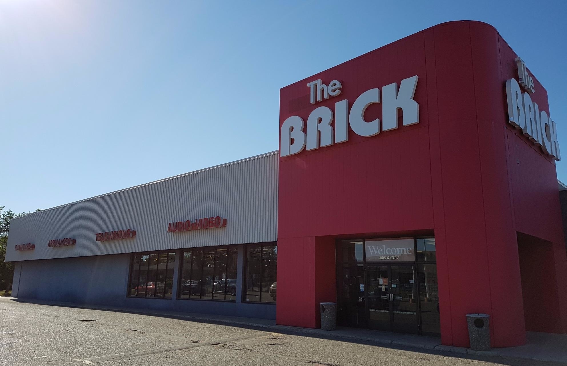 The Brick - Magasins de meubles