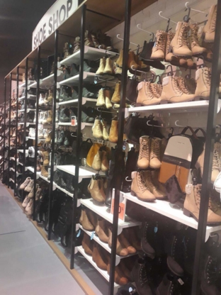 Ardene - Magasins de vêtements