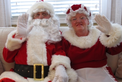Santa and Mrs Claus - Family Entertainment