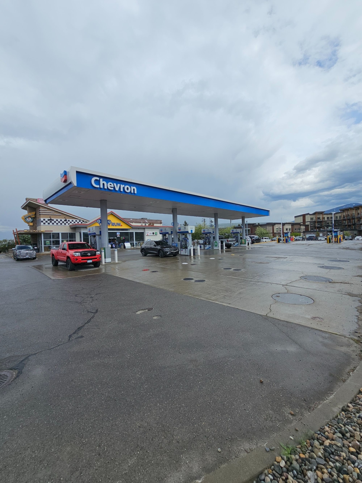 chevron - gas station - Stations-services