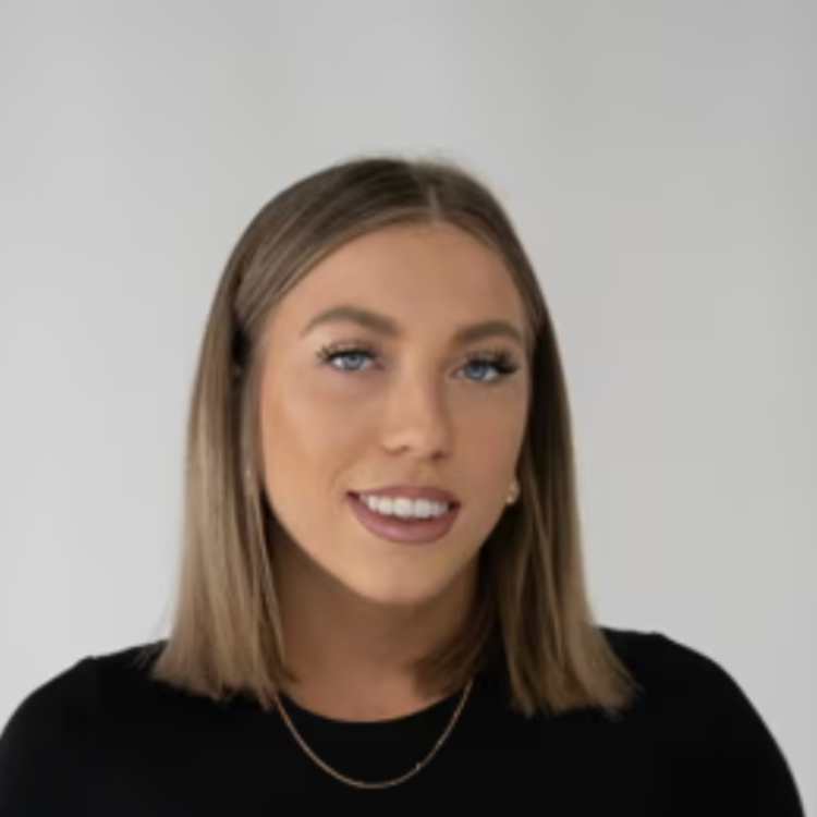 Marianne Robert Courtier Immobilier - Real Estate Agents & Brokers