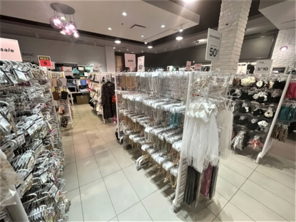 Ardene - Clothing Stores