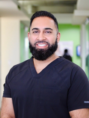 Pure Orthodontics South Edmonton - Dentistes pédiatriques