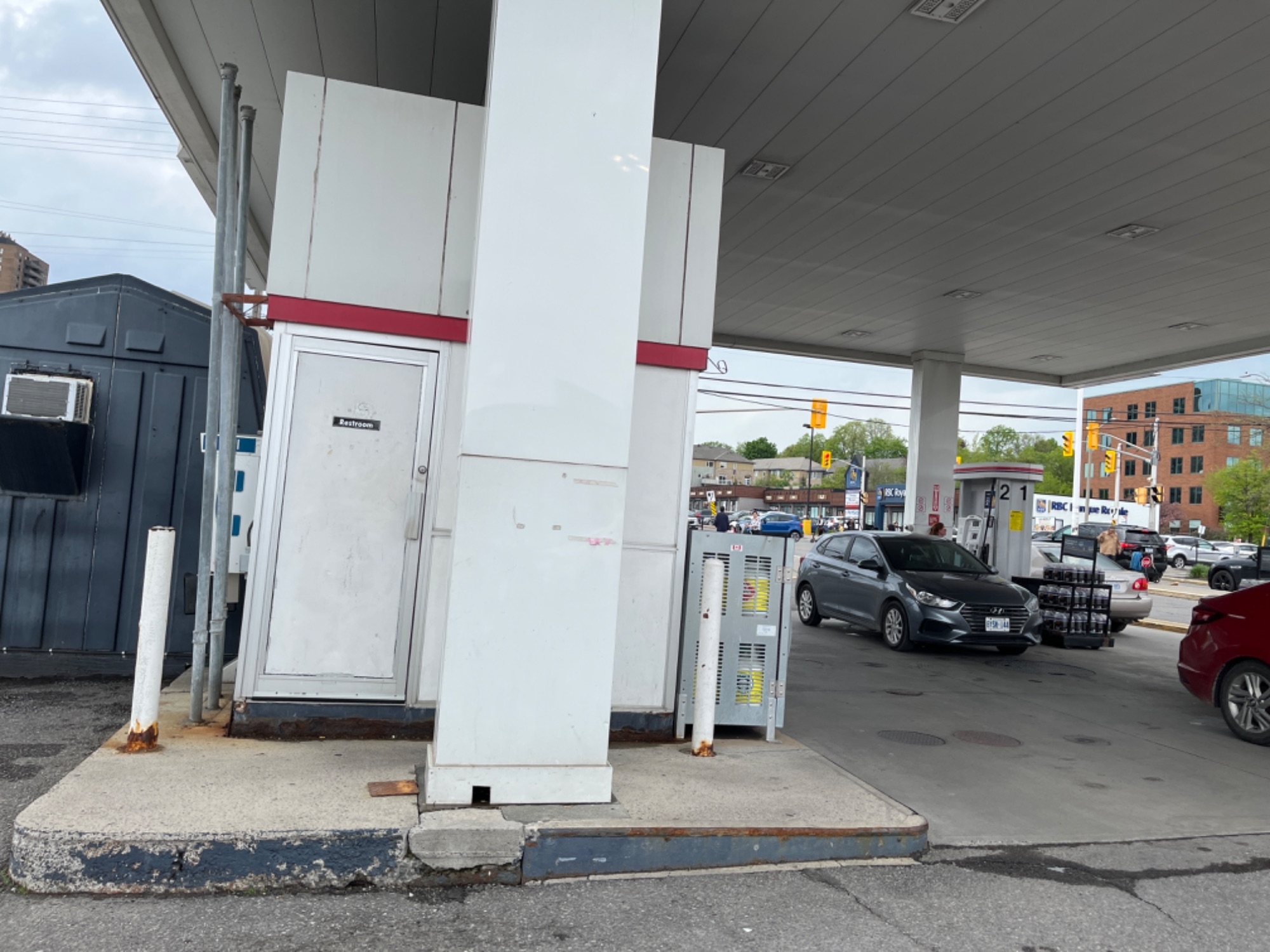 pioneer - gas station - Gas Stations