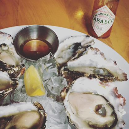 Ferris' Upstairs Seafood & Oyster Bar - Restaurants