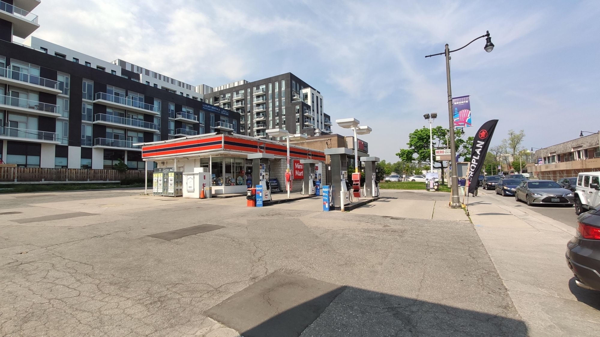 pioneer - gas station - Stations-services