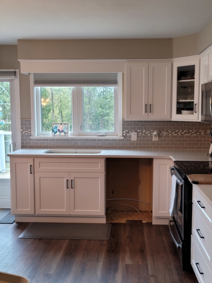 Great Lakes Woodworking - Kitchen Cabinets
