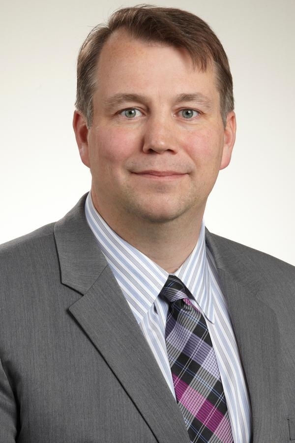 Edward Jones - Financial Advisor: Trenton Leinenweber - Investment Advisory Services