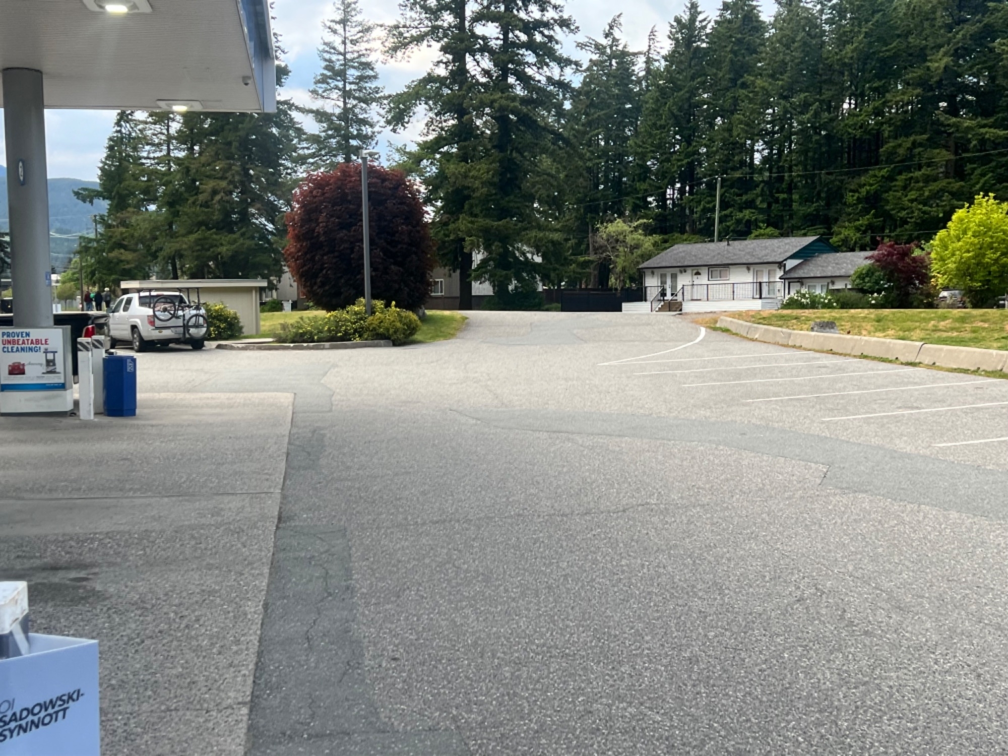 Chevron - Gas Station - Stations-services