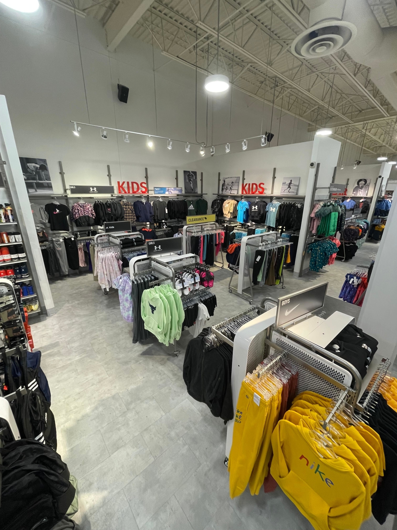 Sport Chek - Sporting Goods Stores