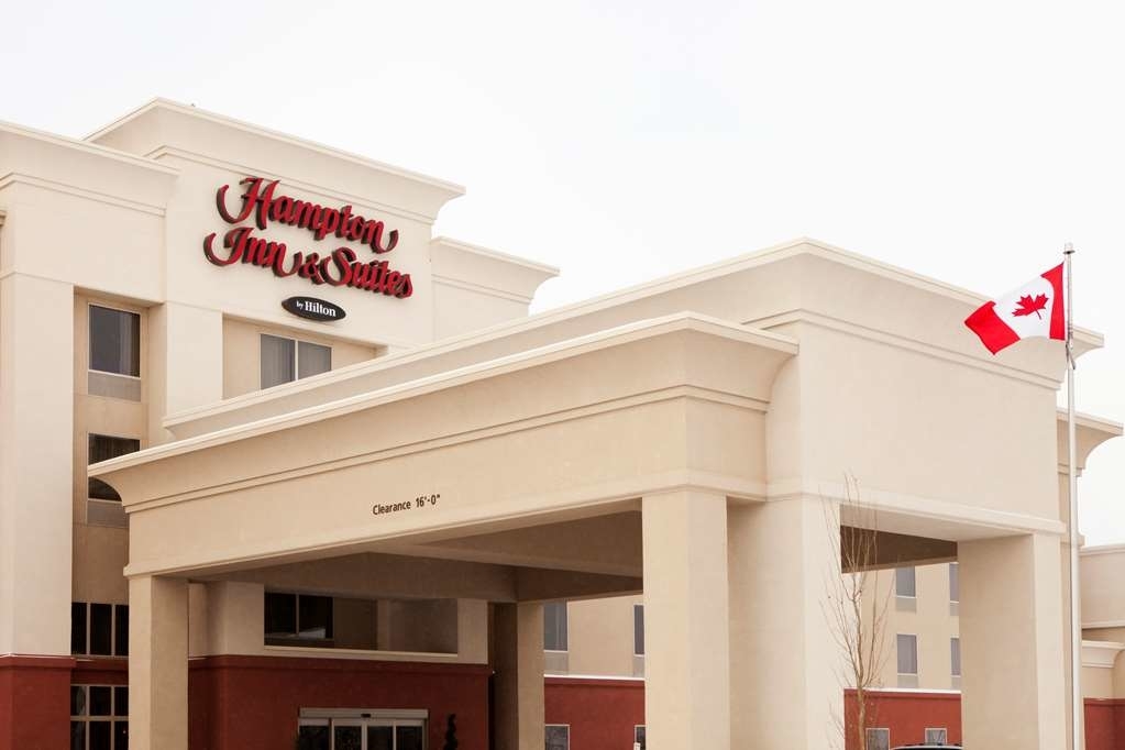 Hampton Inn & Suites by Hilton Lethbridge - Hôtels