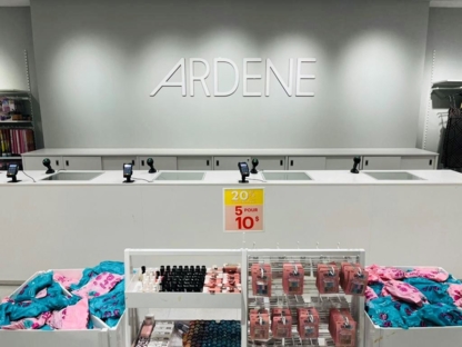 Ardene magasin de liquidation - Clothing Stores